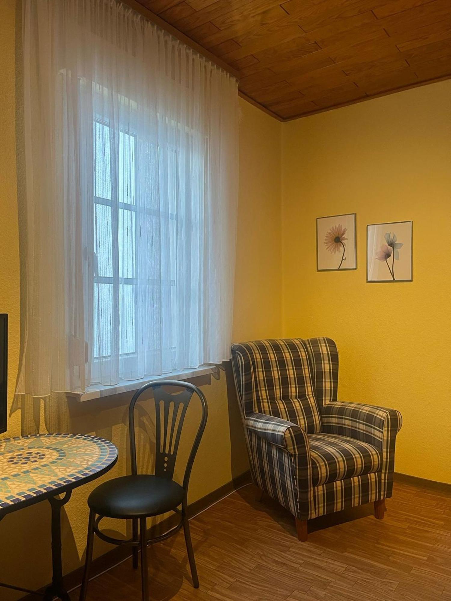 Danis Schlossschaenke Simmern Kamer foto